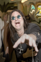 Ozzy Osbourne on FREMONT sTREET laS vEGAS  (LOOK ALIKE) 
